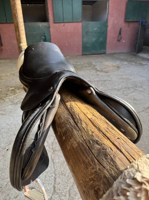 Sella da salto ostacoli Tattini  17" - 2019