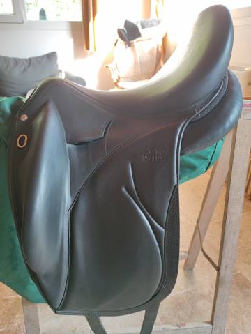 Sella da dressage Devoucoux  17" - 2020