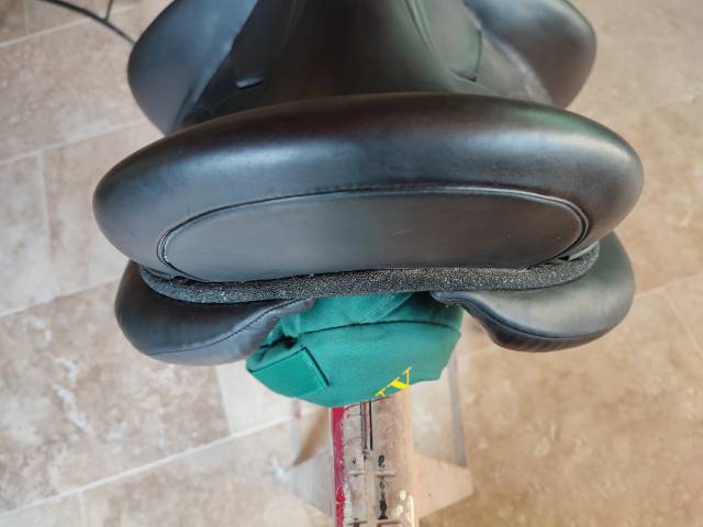 Sella da dressage Devoucoux  17" - 2020