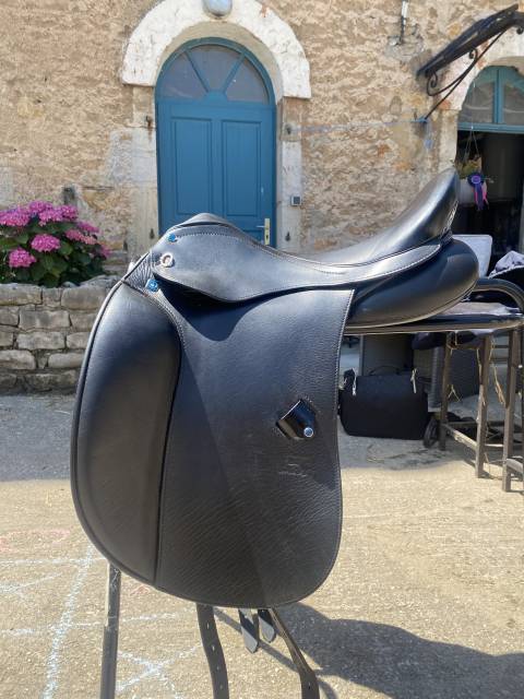 Sella da dressage Stubben  17.5" - 2019