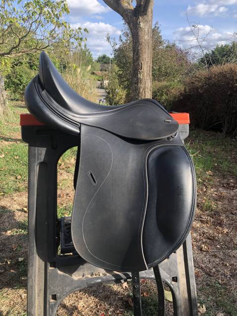 Sella da dressage Tekna  17.5" - 2013