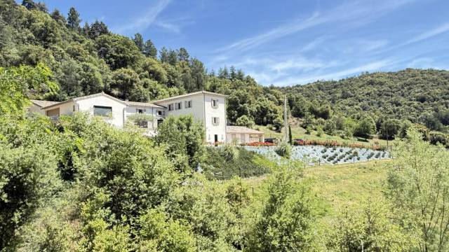 Proprietà equestre In vendita Ardèche
