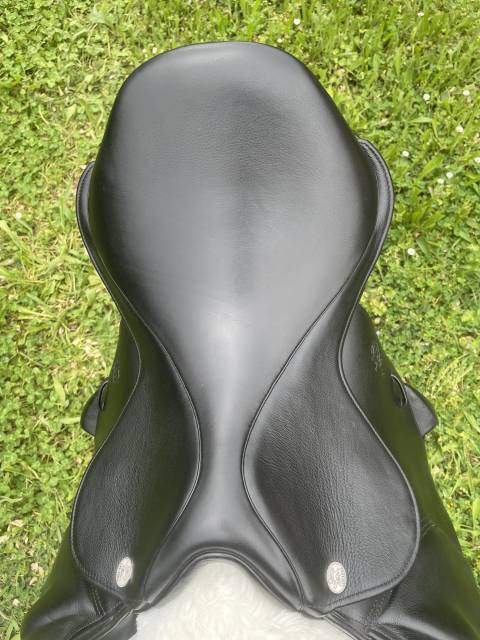 Sella da salto ostacoli Fairfax  17" - 2024