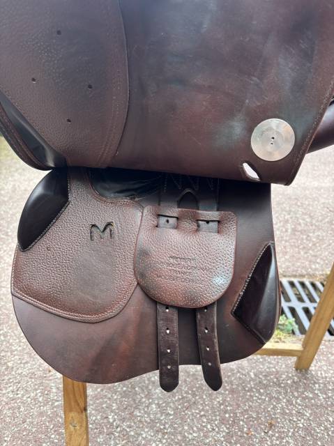 Sella da salto ostacoli Meyer  17.5" - 2023