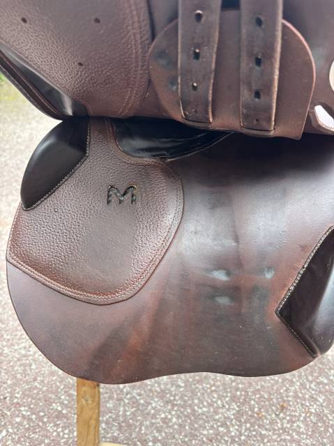 Sella da salto ostacoli Meyer  17.5" - 2023