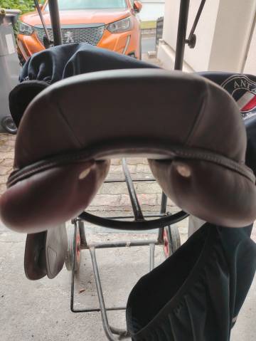 Sella da salto ostacoli Antarès  17" - 2022