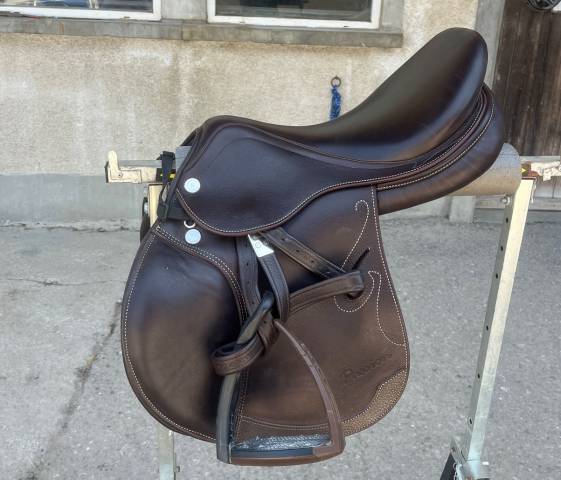 Sella da salto ostacoli Prestige Italia Passion 17.5" - 2023