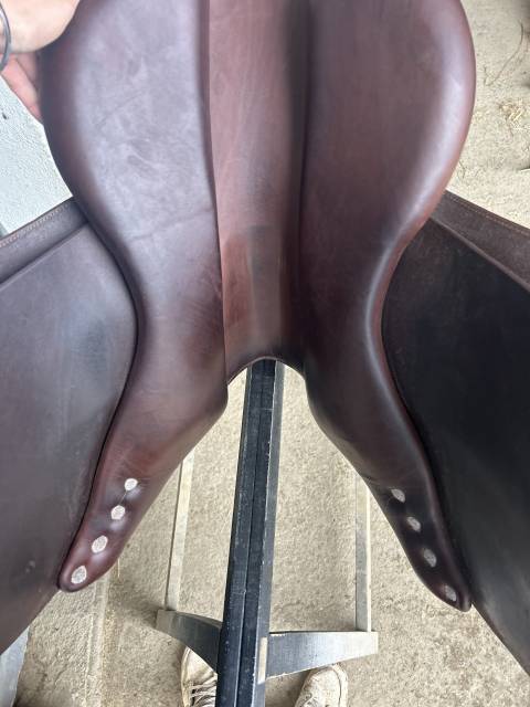 Sella da salto ostacoli Delgrange  17" - 2023