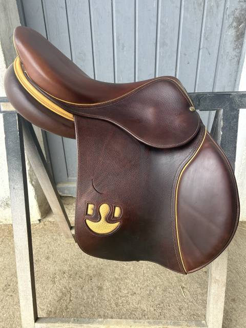 Sella da salto ostacoli Delgrange  17" - 2023