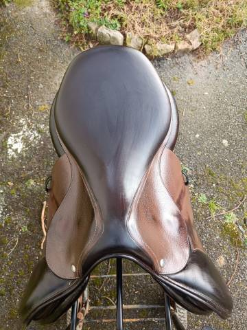 Sella da salto ostacoli Forestier  17.5" - 2023