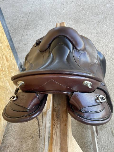 Altra sella Prestige Italia Atena 18" - 2016