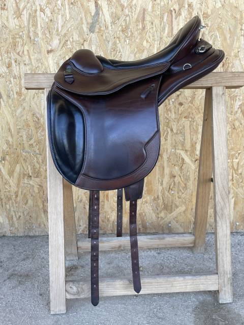 Altra sella Prestige Italia Atena 18" - 2016