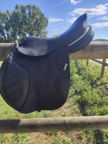 Sella da salto ostacoli GBS  17" - 2021