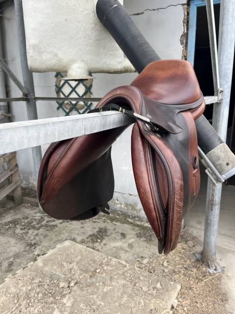 Sella mista Ikonic  17.5" - 2020