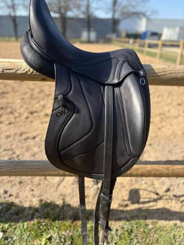 Sella da dressage CWD  17.5" - 2024