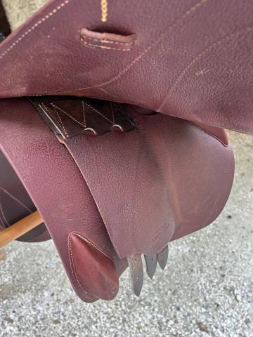 Sella da salto ostacoli Devoucoux  17" - 2022