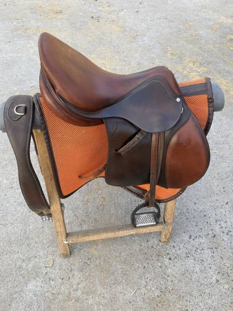 Sella da salto ostacoli Antarès  17.5" - 2013