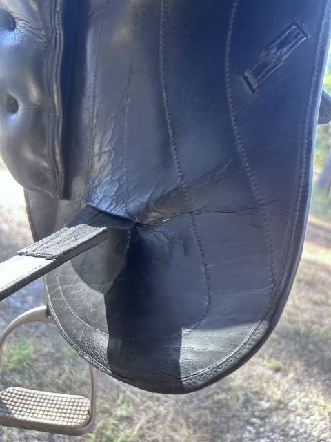 Sella da dressage Eric Thomas  17" - 2017