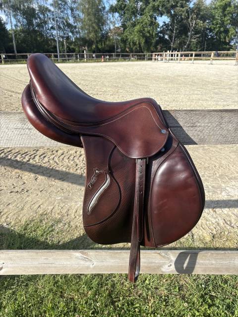 Sella da salto ostacoli Antarès  17.5" - 2022