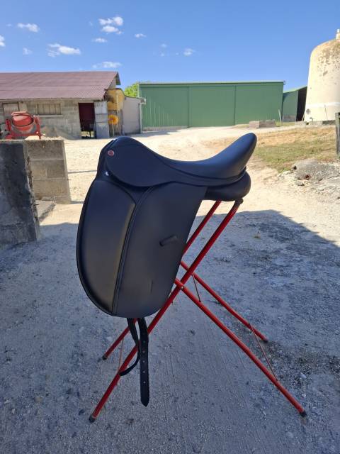 Sella da dressage  STAR  17.5" - 2017