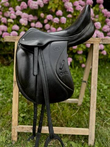 Sella da dressage Hervé Godignon  17.5" - 2016