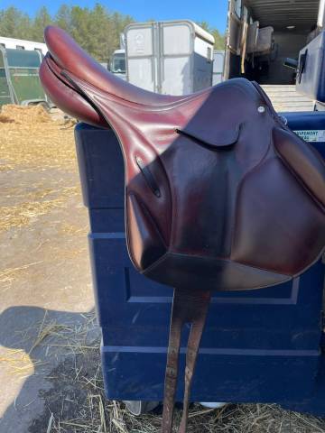 Sella da salto ostacoli Macel  17.5" - 2018