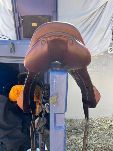 Sella da salto ostacoli Macel  17.5" - 2018