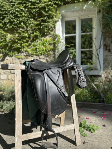 Sella da dressage Prestige Italia  17.5" - 2021