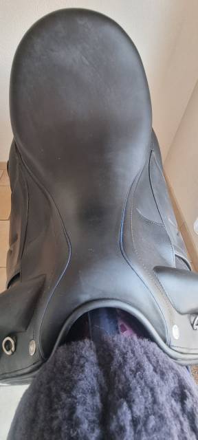 Sella da dressage Devoucoux  18" - 2018