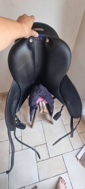 Sella da dressage Devoucoux  18" - 2018