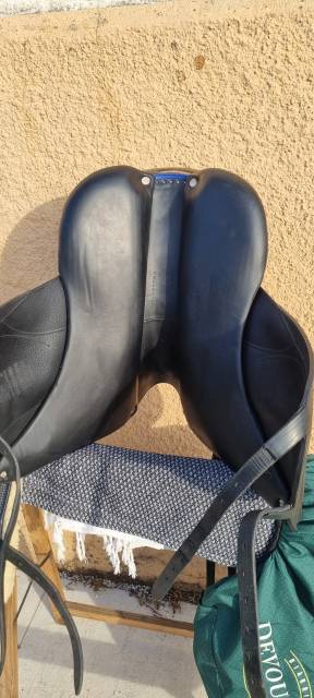 Sella da dressage Devoucoux  18" - 2018