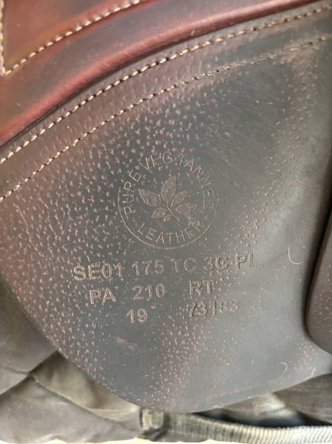 Sella da salto ostacoli CWD  17.5" - 2019