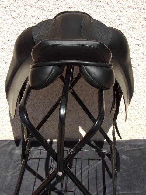 Sella da dressage  HULSEBOS 17.5" - 2023