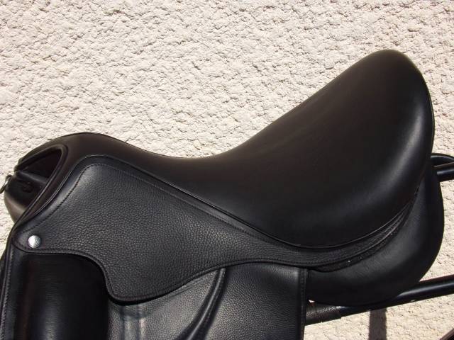 Sella da dressage Forestier  17.5" - 2025