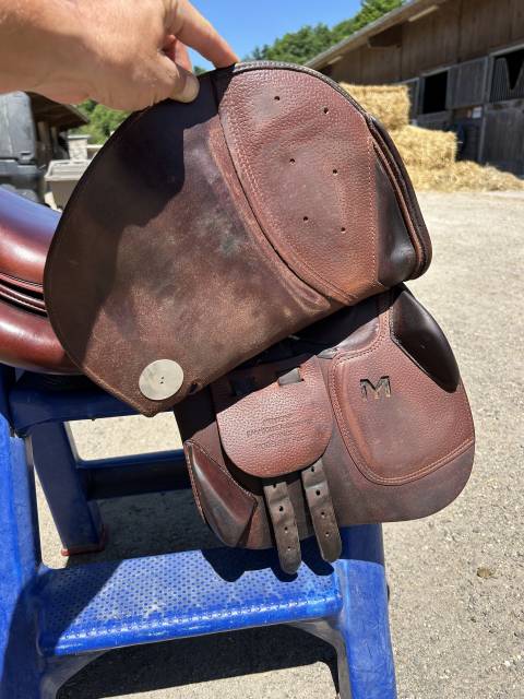 Sella da salto ostacoli Meyer  17" - 2024