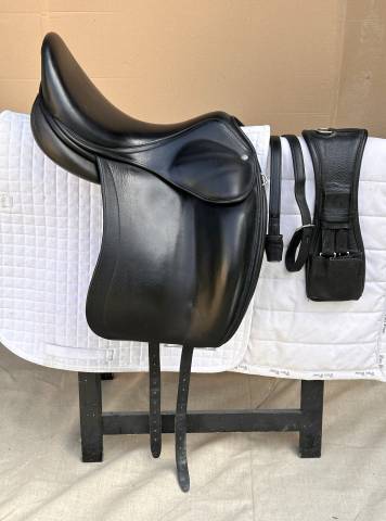 Sella da dressage Childeric  17.5" - 2015