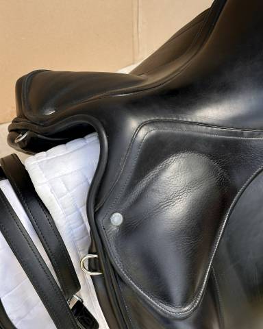 Sella da dressage Childeric  17.5" - 2015