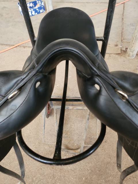 Sella da dressage Antarès  17" - 2018