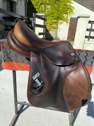 Sella da salto ostacoli CWD  17.5" - 2011