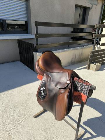 Sella da salto ostacoli CWD  17.5" - 2011