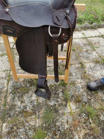 Sella western   16" - 2014