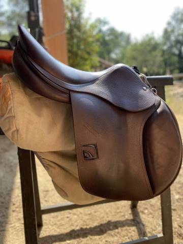 Sella mista Childeric FMP 17.5" - 2022