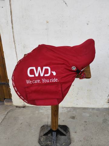 Sella da salto ostacoli CWD  17.5" - 2019