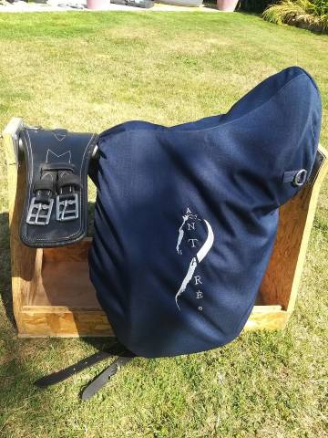 Sella da dressage Antarès Altair  17" - 2023