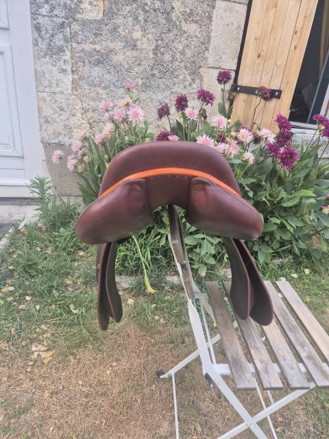 Sella da salto ostacoli Devoucoux  17.5" - 2024