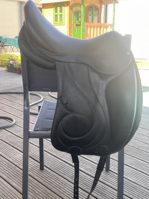 Sella da dressage Antarès Je ne sais pas  17" - 2010