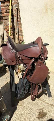 Sella da trekking Decathlon Escape 17.5" - 2025