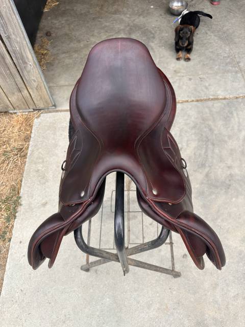 Sella da salto ostacoli Meyer  17.5" - 2020