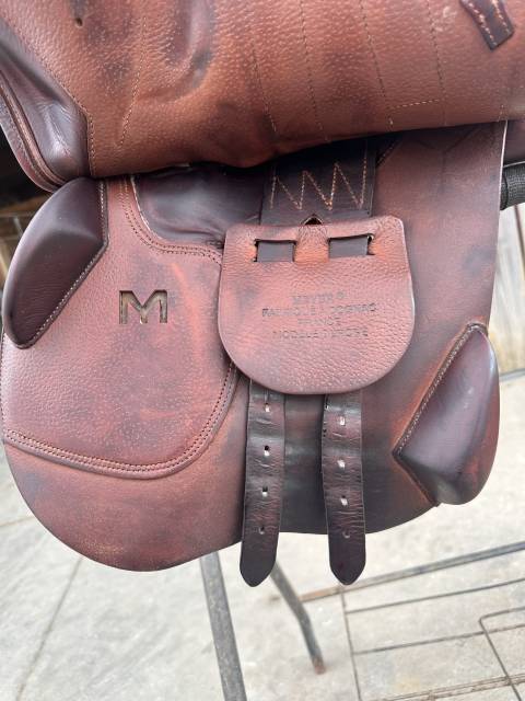 Sella da salto ostacoli Meyer  17.5" - 2020