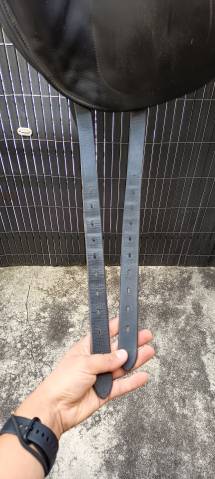 Sella da dressage Childeric  17" - 2019